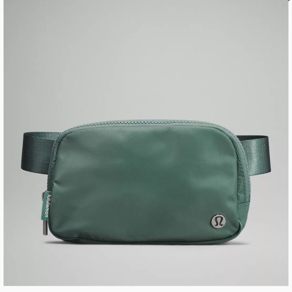 LuluLemon Belt Bag - Teal